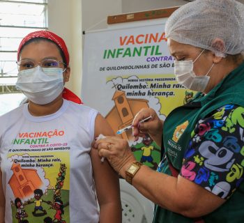 Prefeitura de Manaus começa a vacinar criança quilombolas contra a Covid-19
