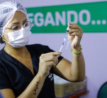 Ministério da Saúde anuncia liberação de verba para estratégia de vacinação no Amazonas