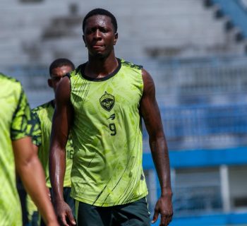 Manaus FC anuncia a contratação do volante João Felipe, revelado pelo Botafogo, para a sequência da temporada