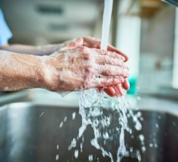 Tecnologia amplia controle de infecções hospitalares e fortalece adesão à higiene das mãos na Hapvida